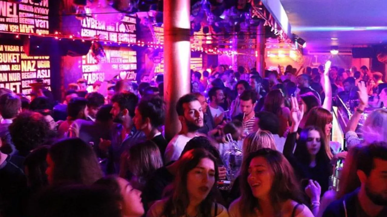 The Best of Istanbul's Nightlife: A Guide for Every Partygoer